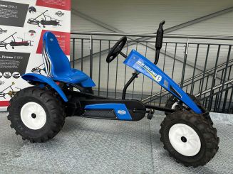 Ausstellungsstück BERG XL New Holland BFR Pedal-Gokart 